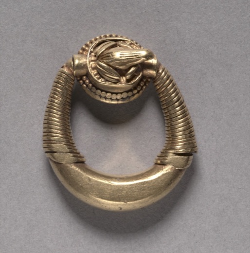 Finger Ring with Frog