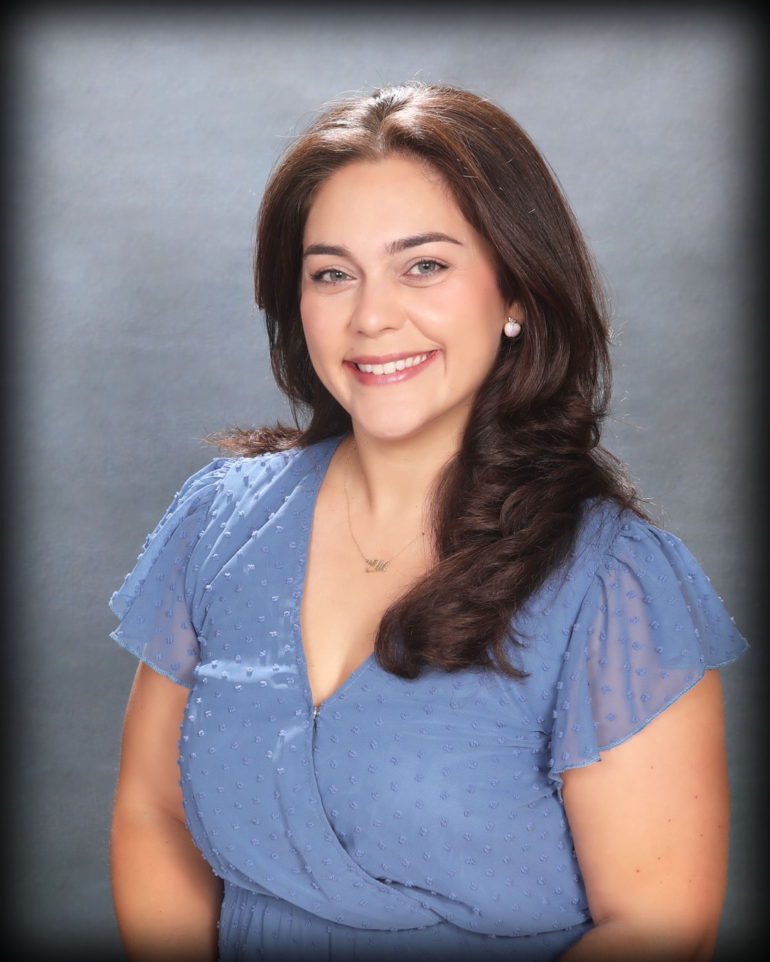 Ms. Vanessa Linares